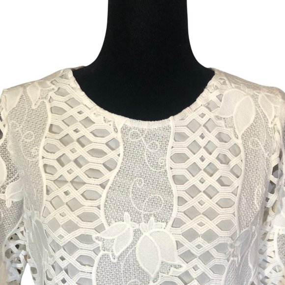 LUNA White Lace Dress, Tulip Design, Lined - Picture 10 of 10